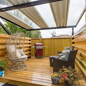 Near Downtown East@ Joyce Skytrain Villa